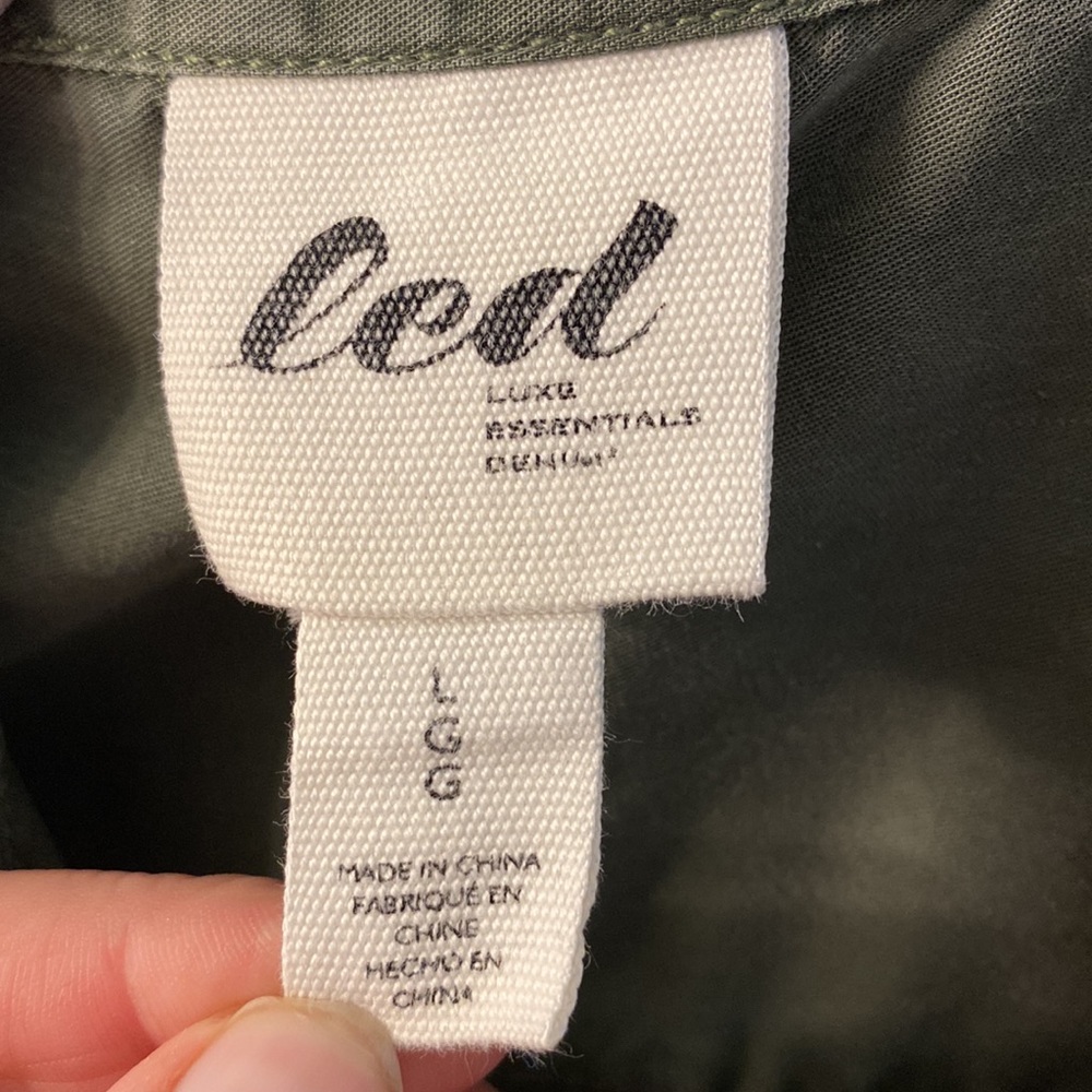 Luxe Essentials Green Button Down Maternity Long … - image 8